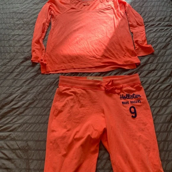 Hollister Coral-Peach Long Sleeve Lounge Top & Drawstring Pants - Picture 2 of 2